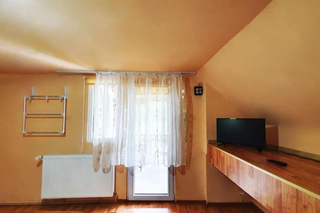 מלון Podu Dimbovitei Casa Petruta Dambovicioara מראה חיצוני תמונה